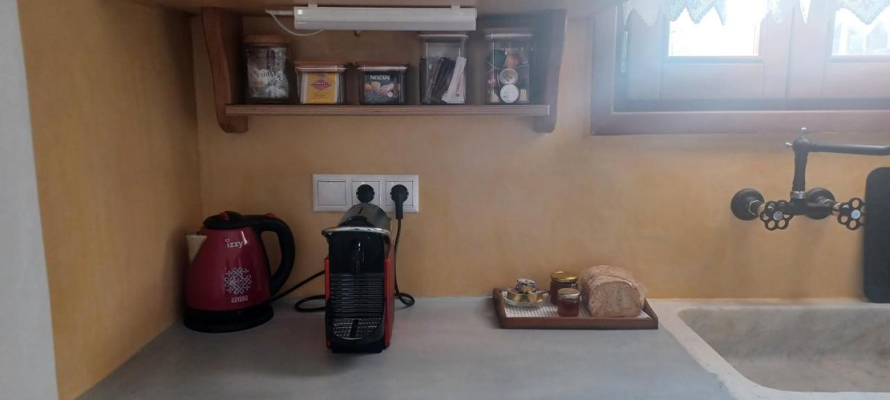 Imellos Apérathos Esterno foto